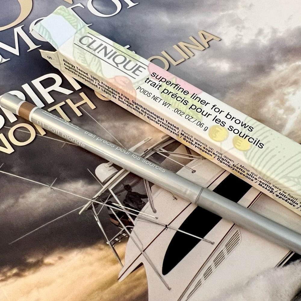 Clinique Soft Blonde Superfine Liner for Brows Eyebrow Gel Liner NWT